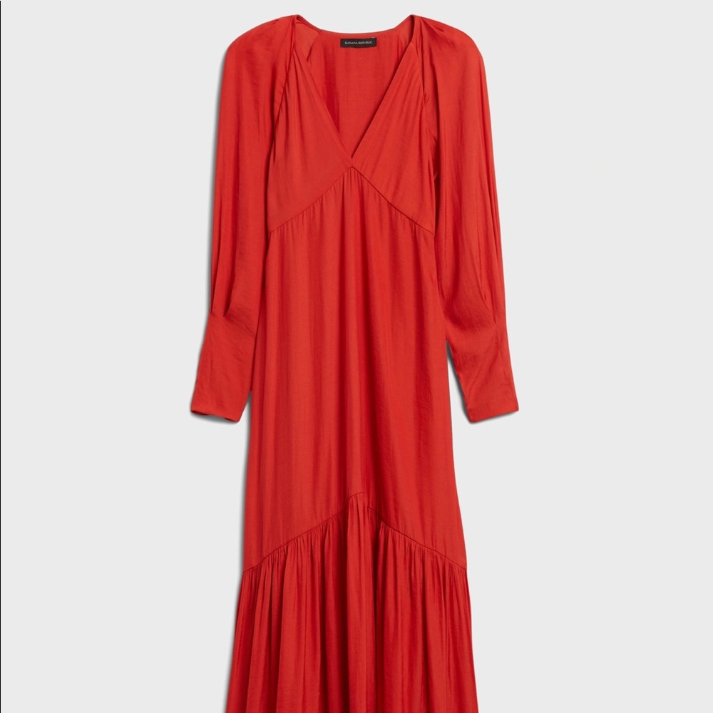 Beautiful red deep v maxi dress size 6 banana republic long sleeves NWT